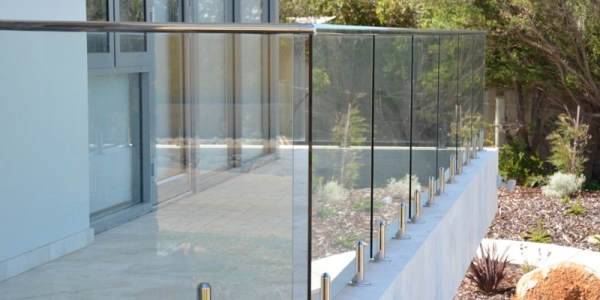 glass decking balustrade